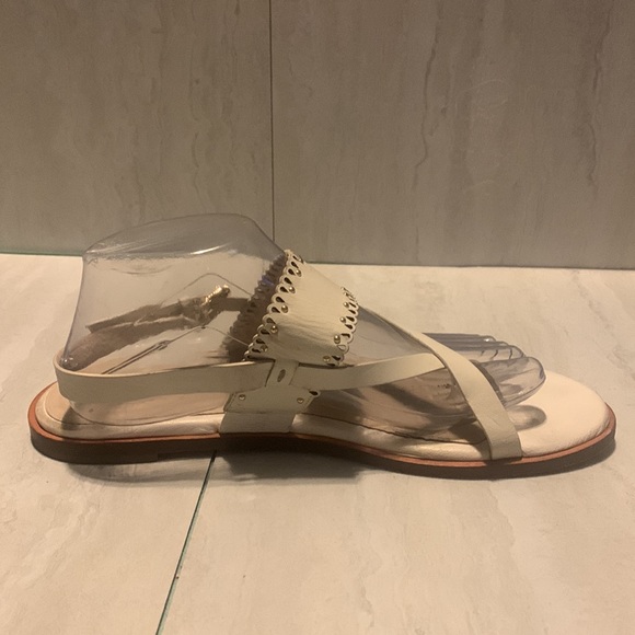 Cole Haan Women's Anica Scallop White Thong Sandals Size 10B - Picture 10 of 15